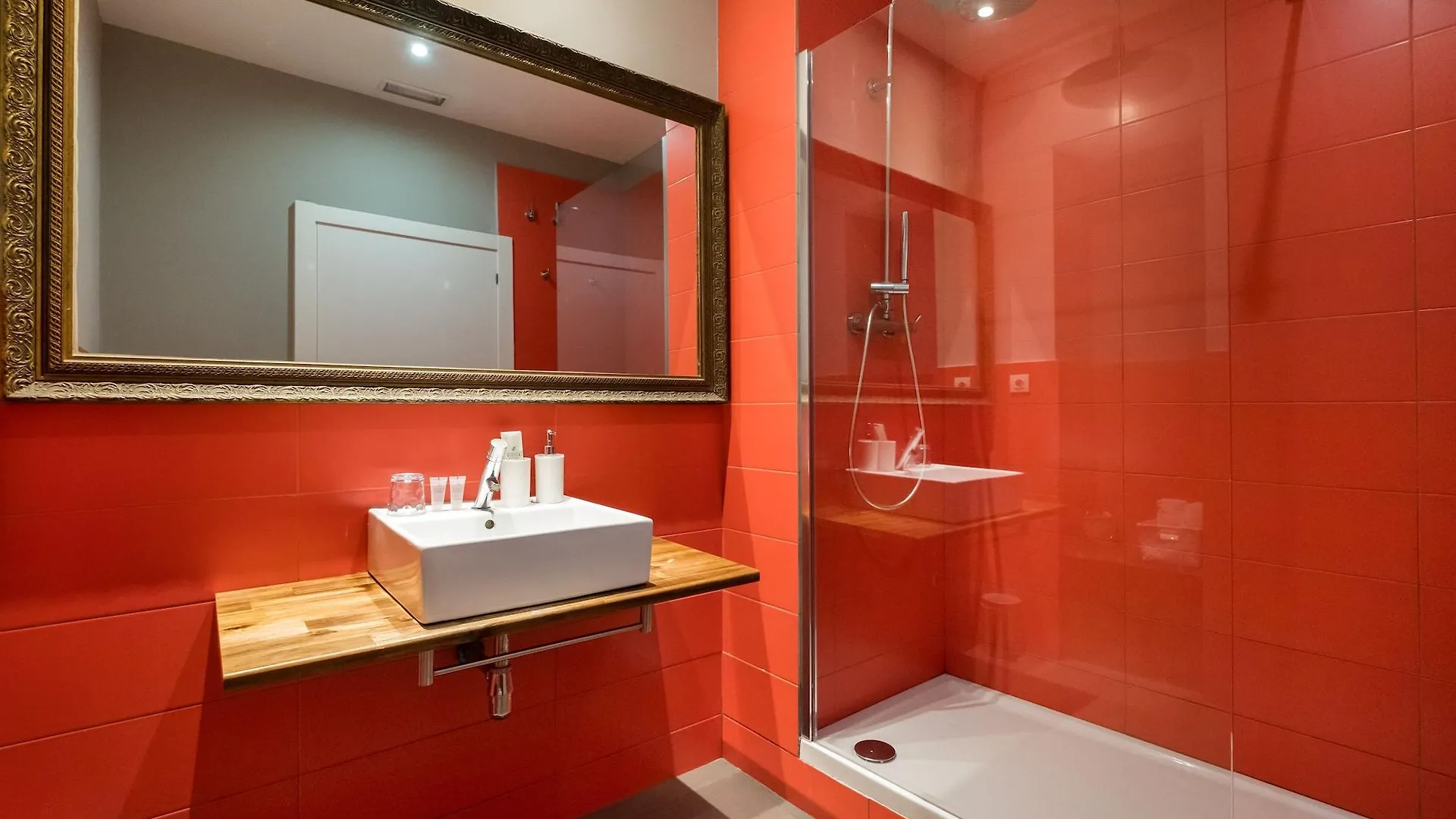 Violeta Boutique Hotel Barcelona 2*,